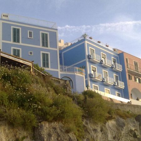 Hotel La Baia Ponza Exterior photo