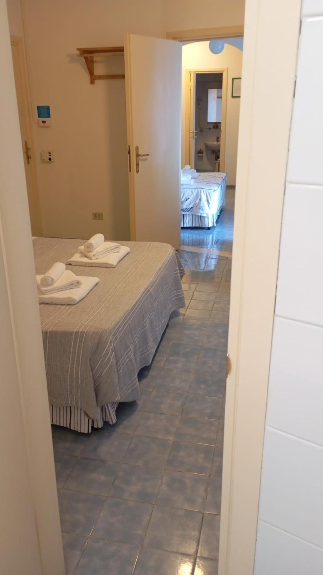Hotel La Baia Ponza Exterior photo